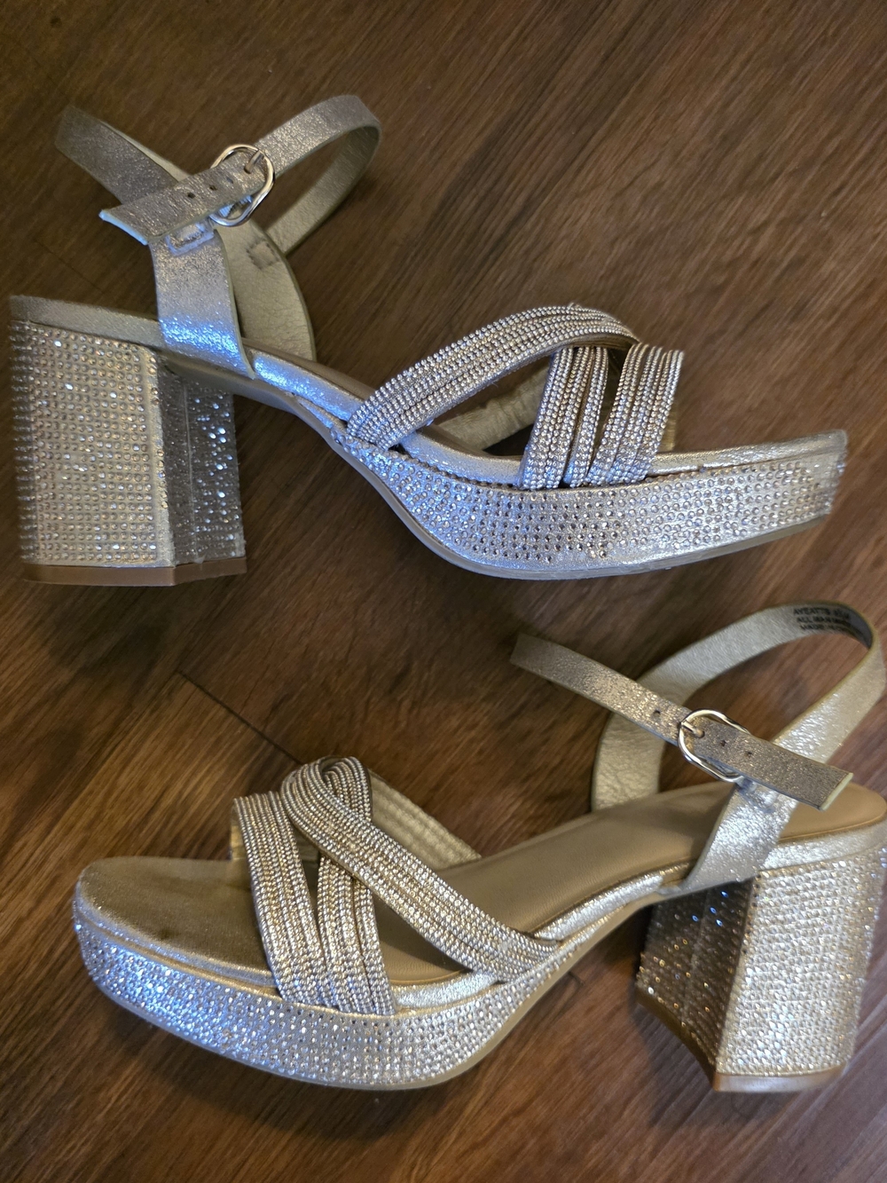 Andiamo Pre-owned Sparkle Strappy Block Heel Sandals in Metallic Gold Size 8.5 M